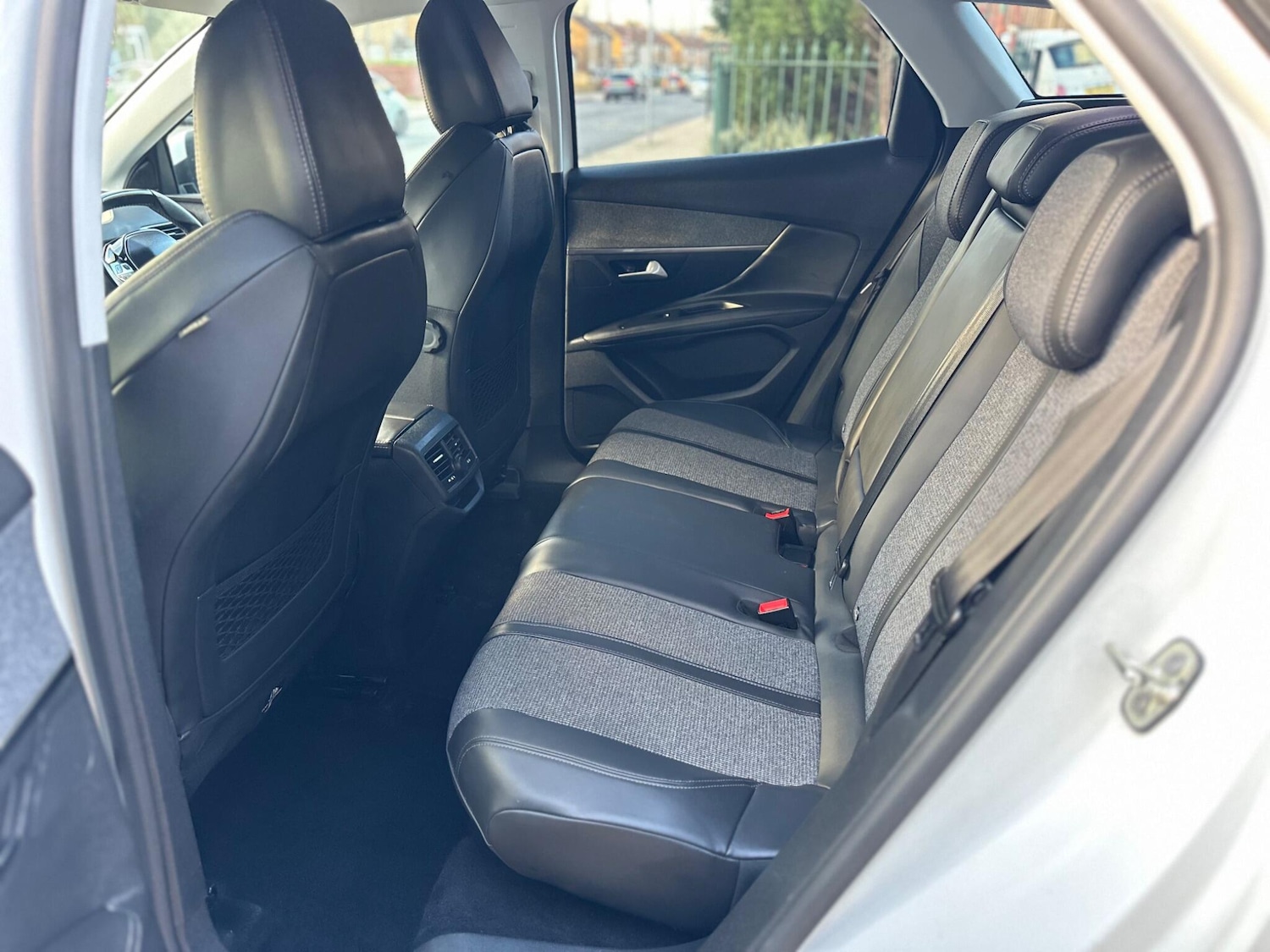 Used Peugeot 3008 2018 for sale - 76887315: Photo 14