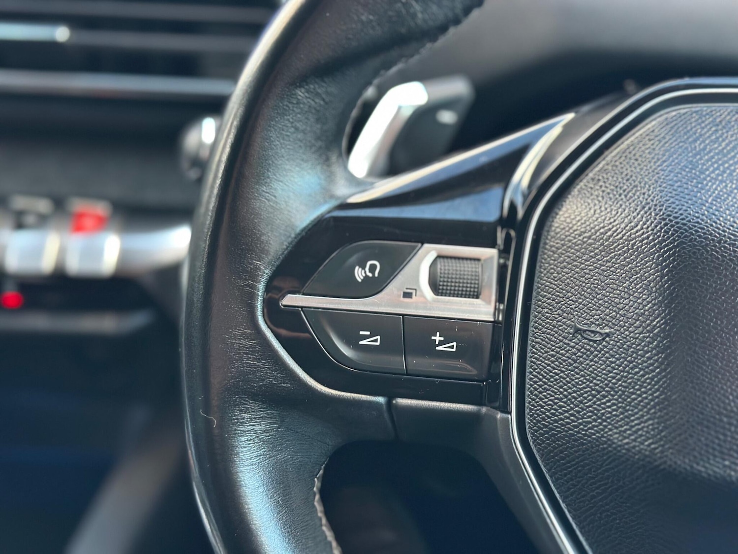 Used Peugeot 3008 2018 for sale - 76887315: Photo 17