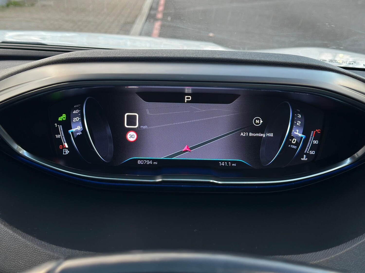 Used Peugeot 3008 2018 for sale - 76887315: Photo 27