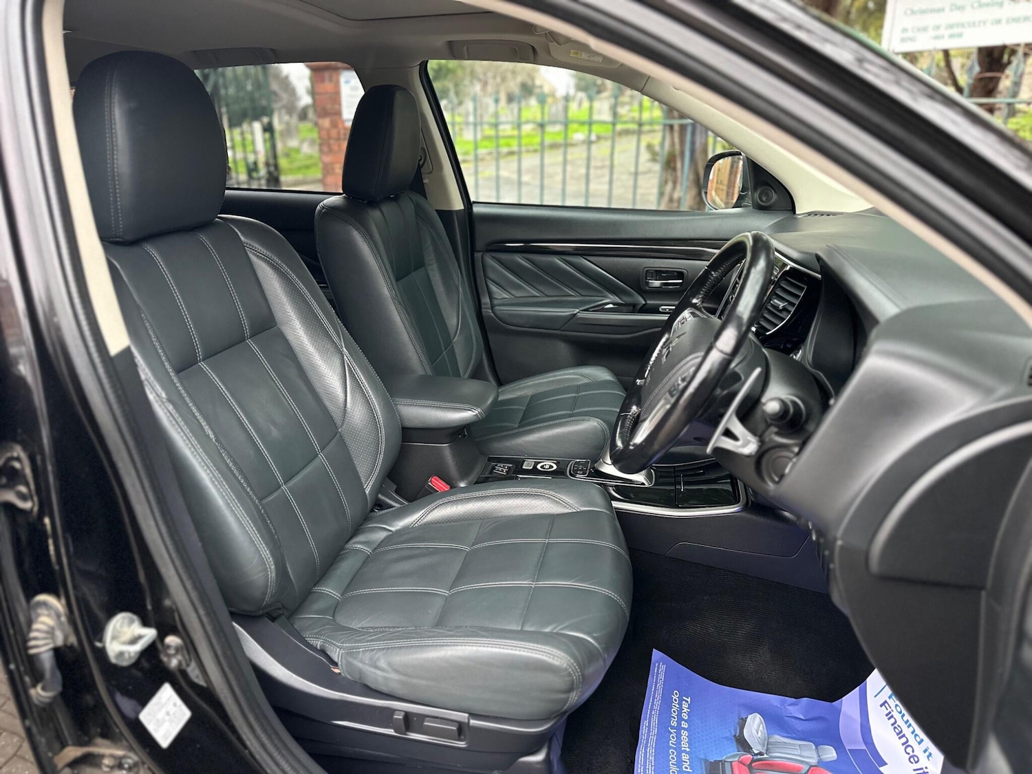 Used Mitsubishi Outlander 2017 for sale - 77040144: Photo 14