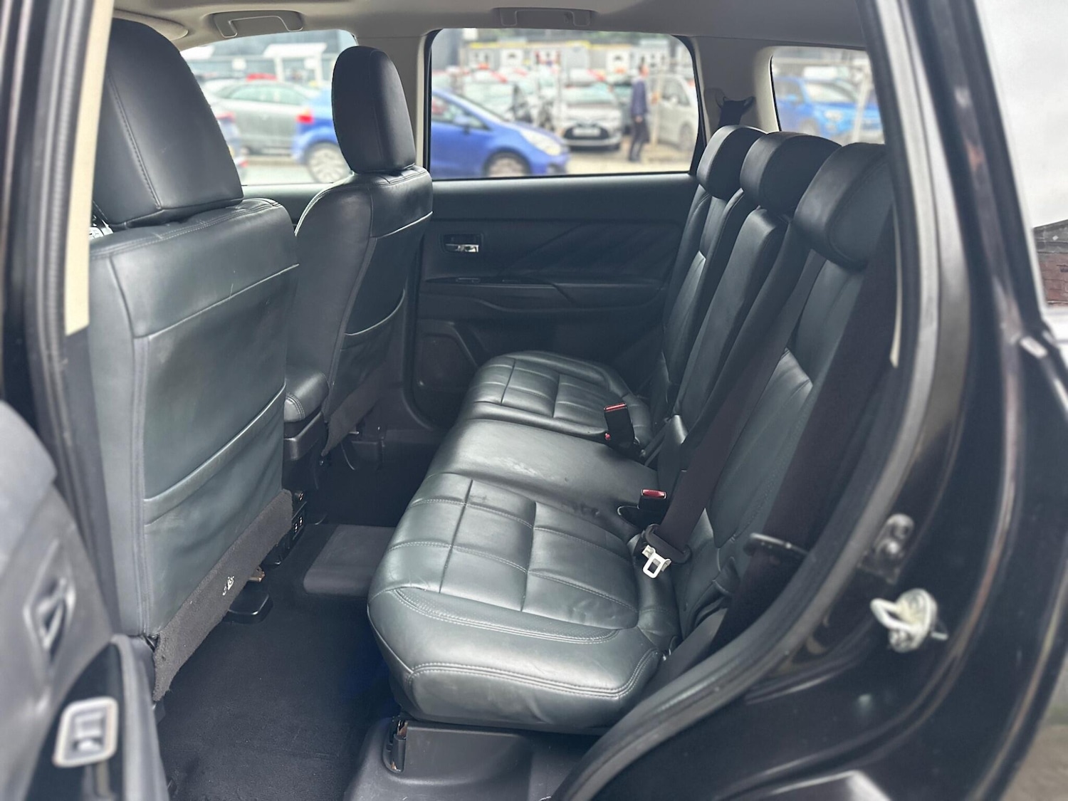 Used Mitsubishi Outlander 2017 for sale - 77040144: Photo 17