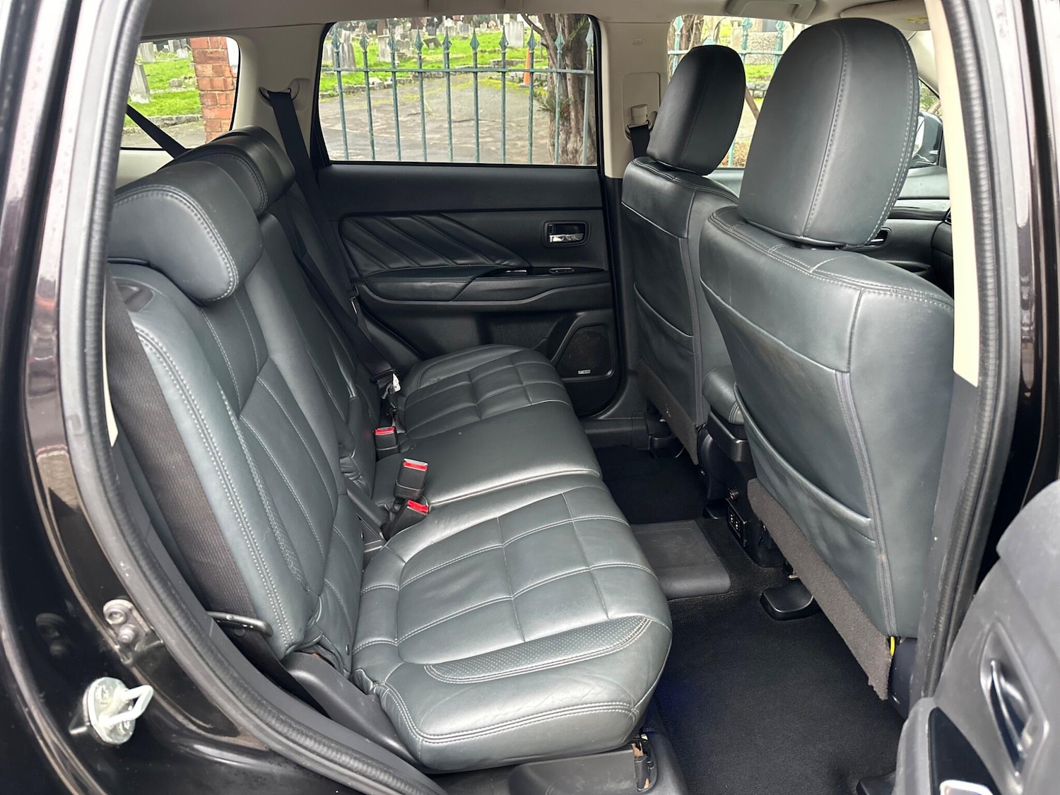 Used Mitsubishi Outlander 2017 for sale - 77040144: Photo 18