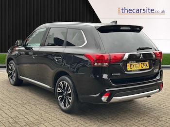Used Mitsubishi Outlander 2017 for sale - 77040144: Photo