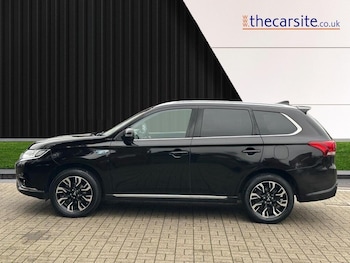 Used Mitsubishi Outlander 2017 for sale - 77040144: Photo