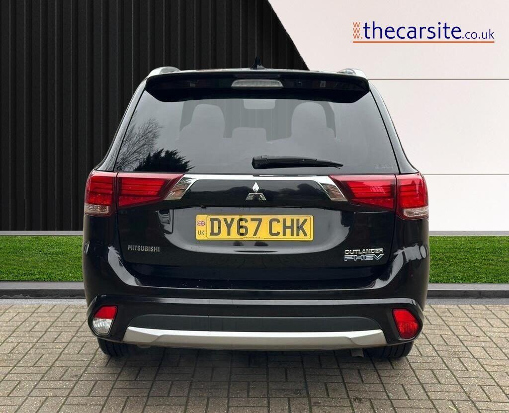 Used Mitsubishi Outlander 2017 for sale - 77040144: Photo 5