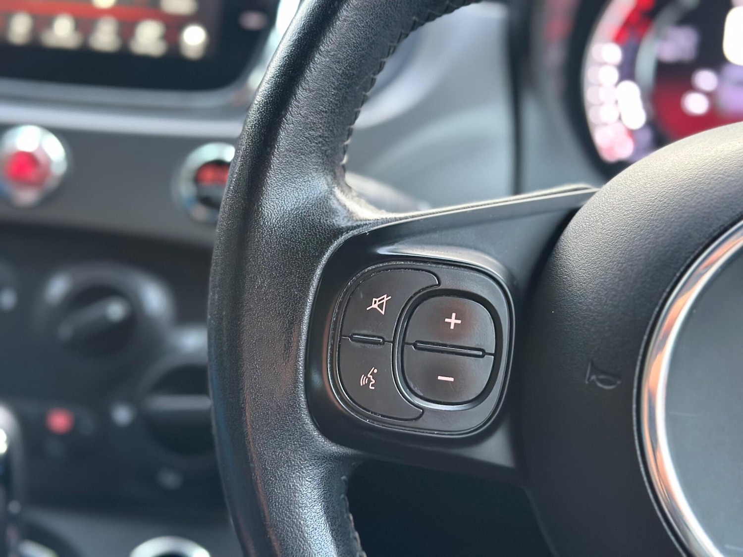 Used Fiat 500 2016 for sale - 76549682: Photo 19