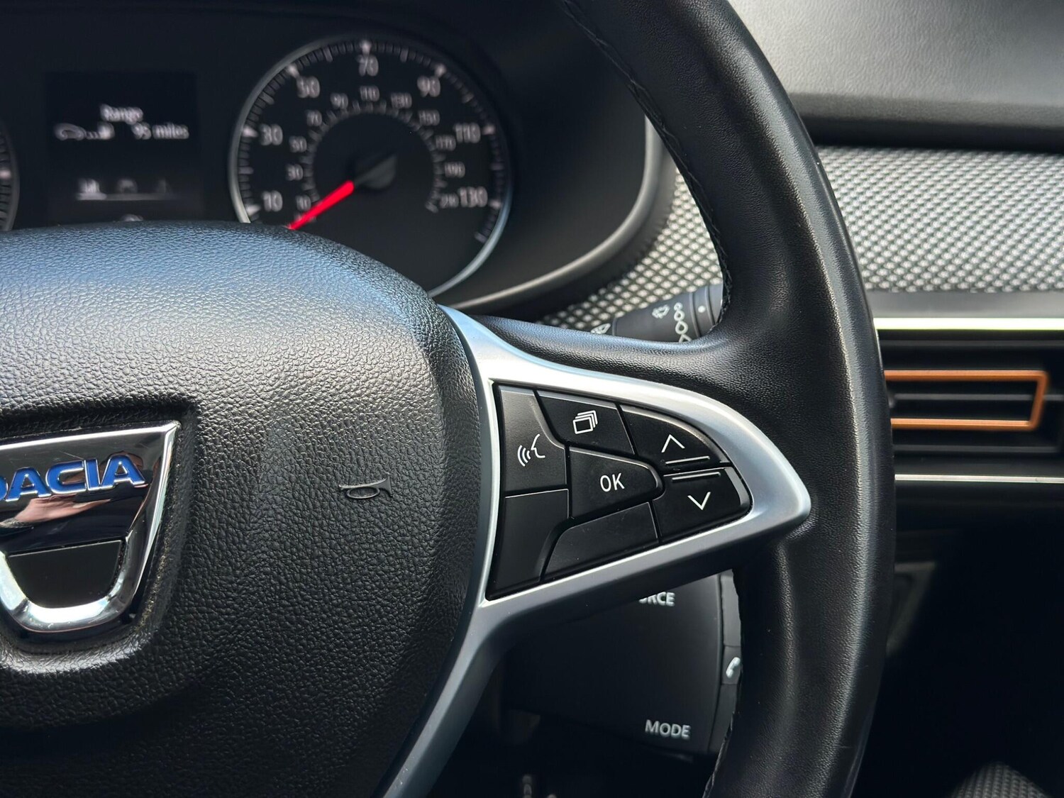 Used Dacia Sandero Stepway 2021 for sale - 76866271: Photo 17