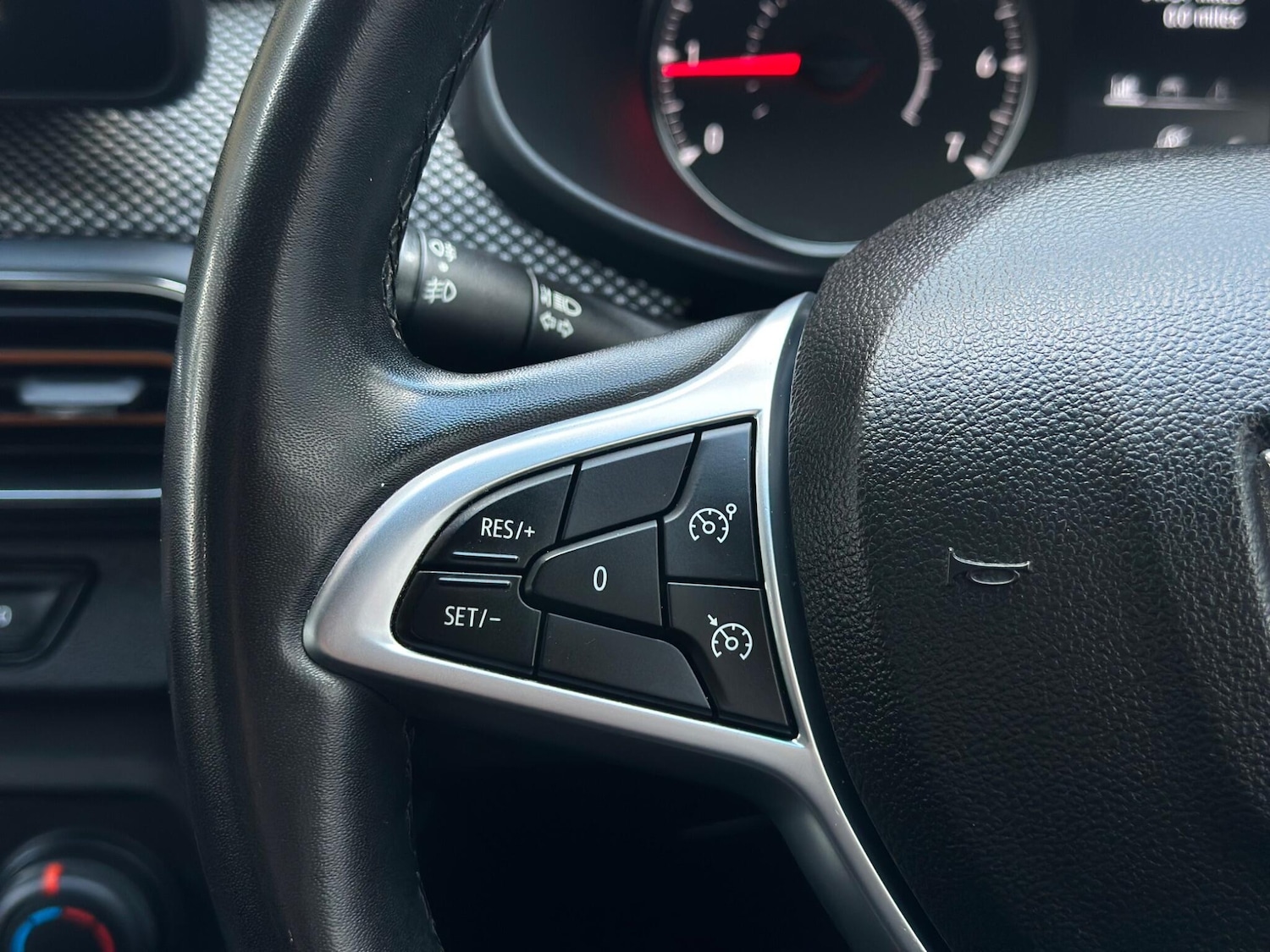 Used Dacia Sandero Stepway 2021 for sale - 76866271: Photo 24