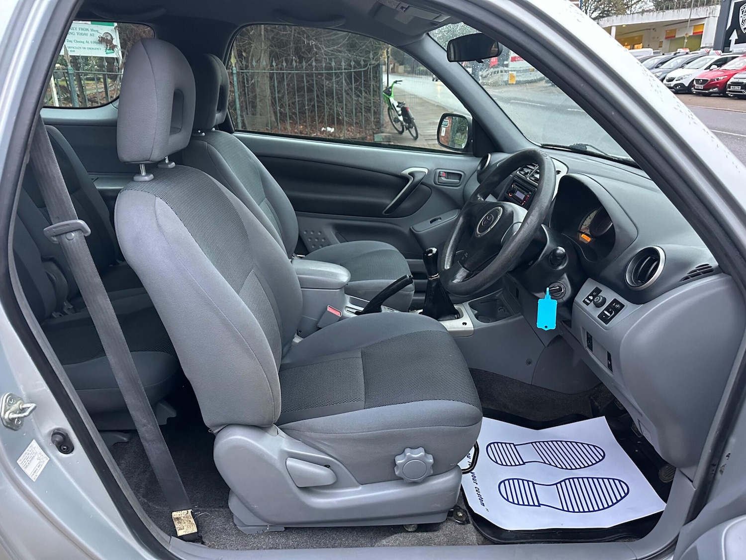 Used Toyota RAV4 2003 for sale - 76688937: Photo 10