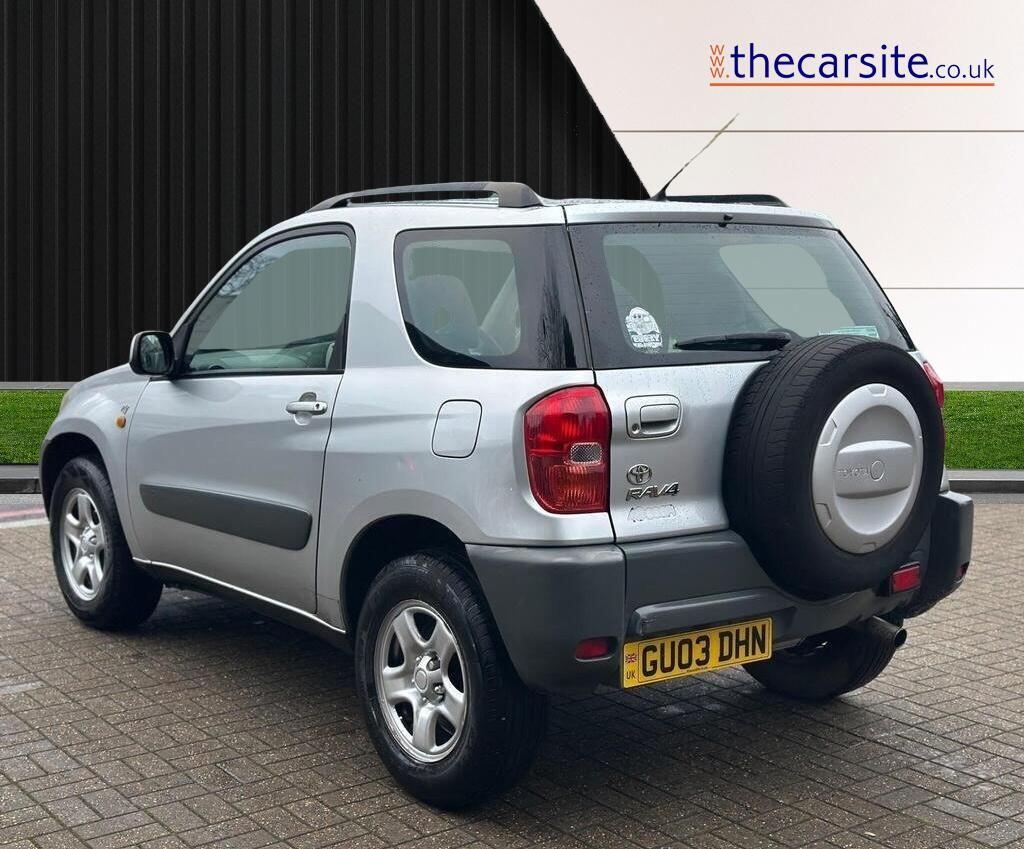 Used Toyota RAV4 2003 for sale - 76688937: Photo 4