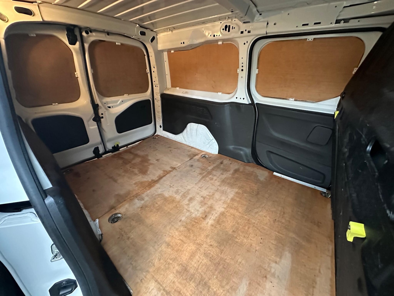 Used Peugeot Partner 2021 for sale - 76060491: Photo 28