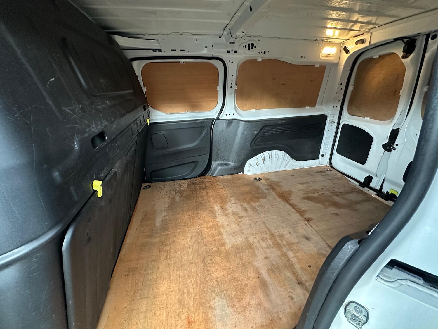 Used Peugeot Partner 2021 for sale - 76060491: Photo 30