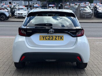 Used Toyota Yaris 2023 for sale - 78854370: Photo