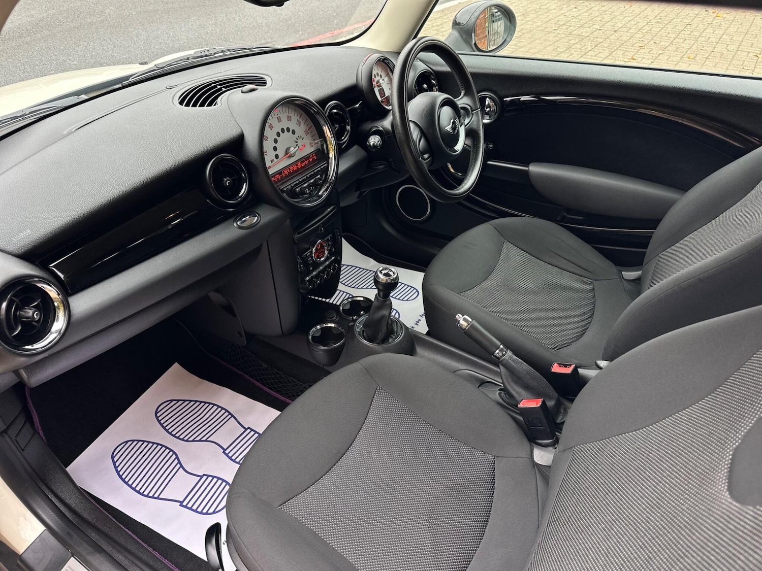 Used MINI Hatch 2011 for sale - 76269727: Photo 22