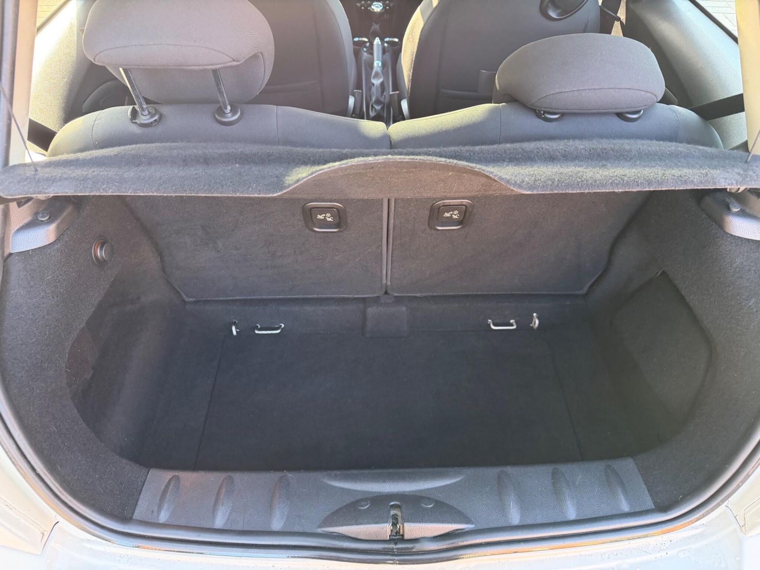 Used MINI Hatch 2011 for sale - 77439796: Photo 18