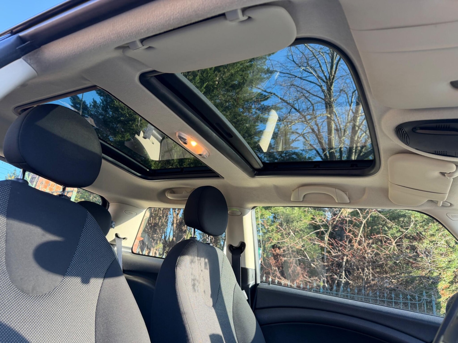 Used MINI Hatch 2011 for sale - 77439796: Photo 23