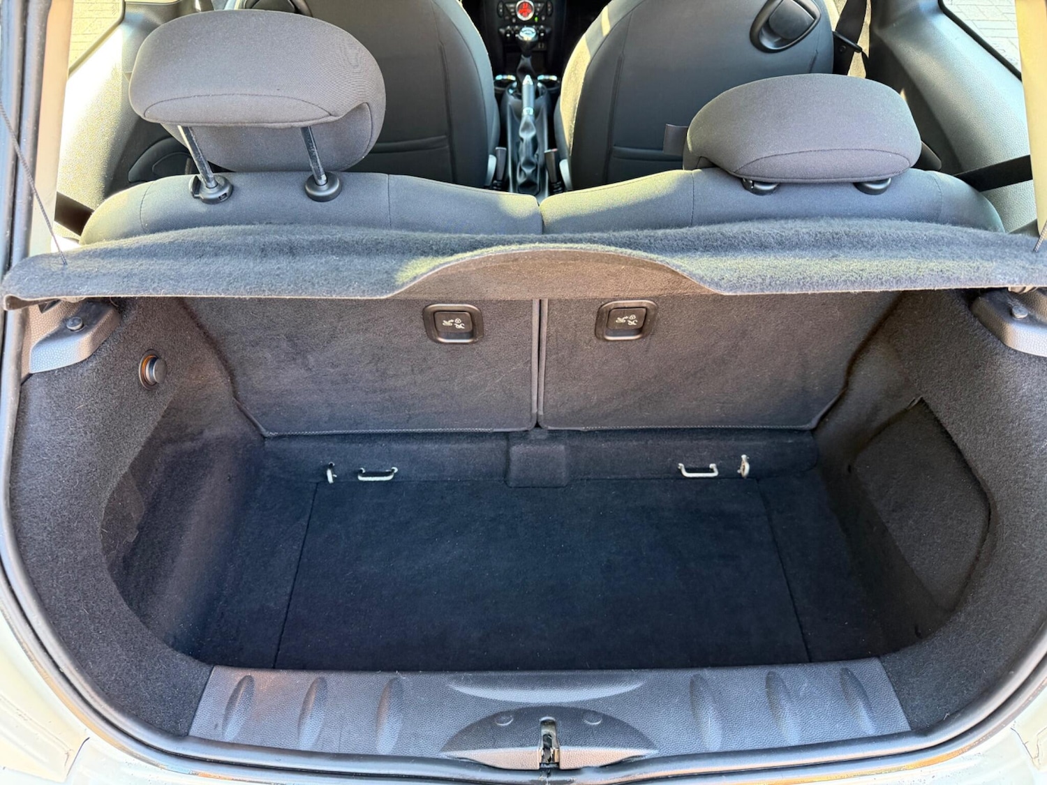 Used MINI Hatch 2011 for sale - 77439796: Photo 24