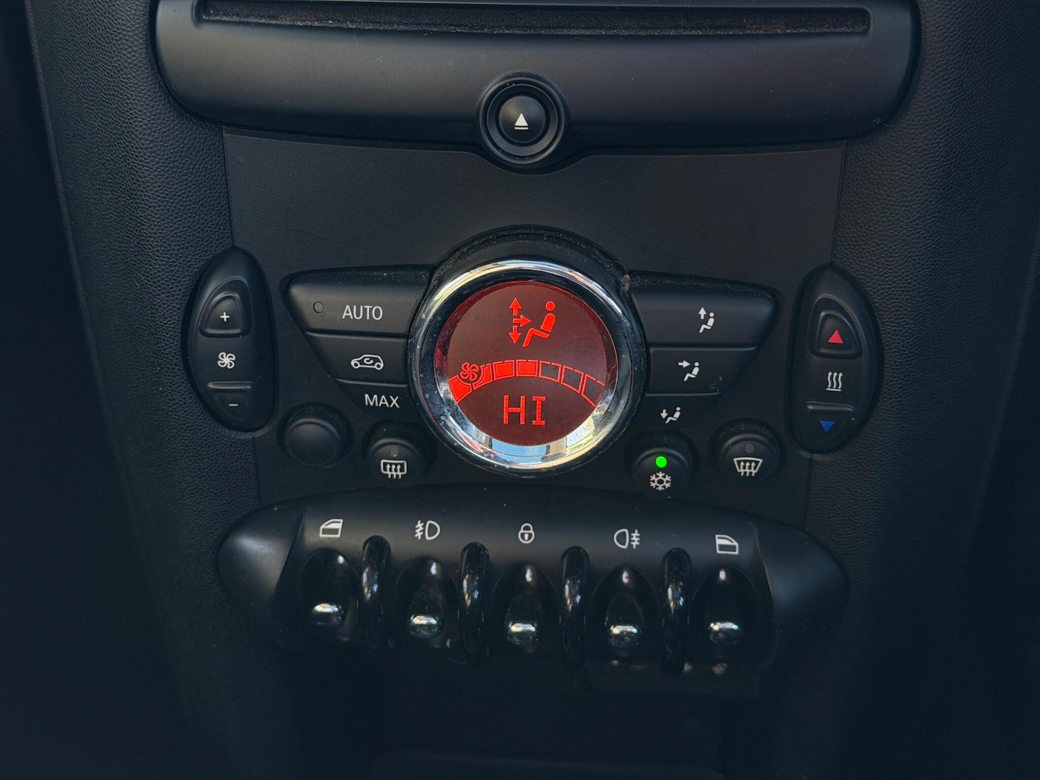 Used MINI Hatch 2011 for sale - 77439796: Photo 29