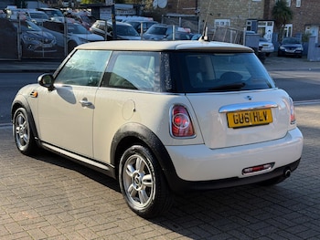 Used MINI Hatch 2011 for sale - 77439796: Photo