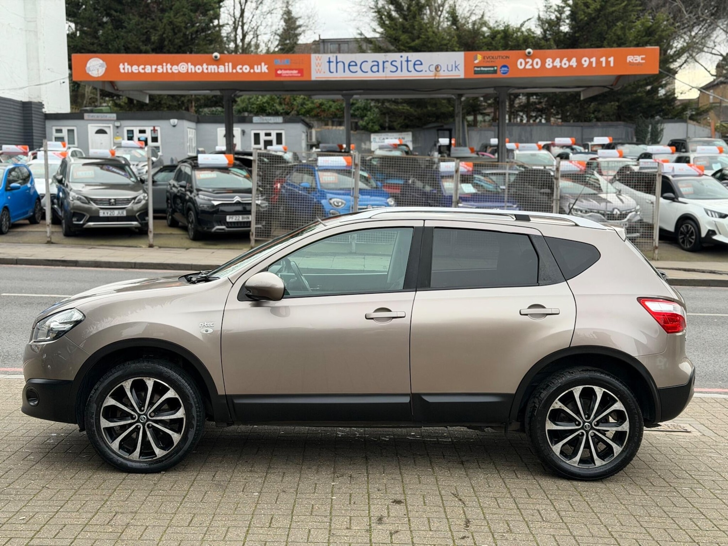 Used Nissan Qashqai 2012 for sale - 77892331: Photo 3