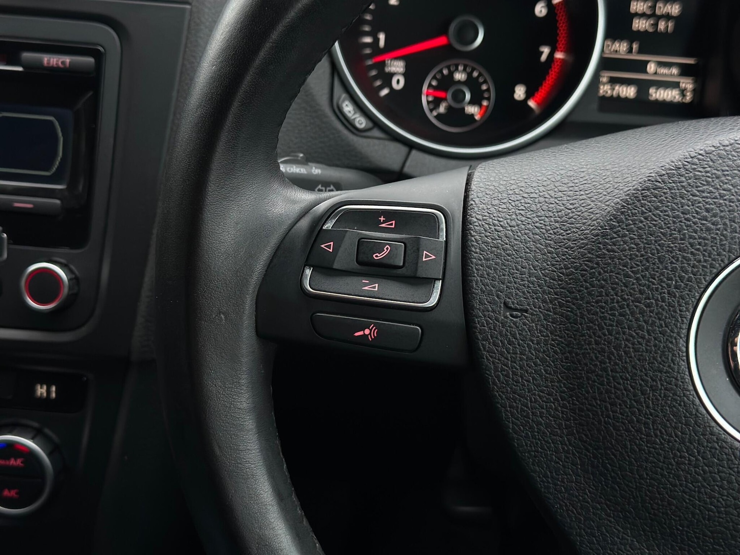 Used Volkswagen Golf 2013 for sale - 76990806: Photo 24