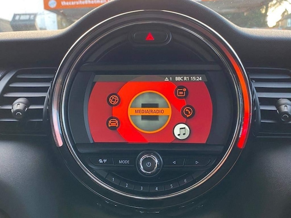 Used MINI Hatch 2018 for sale - 76238577: Photo 26