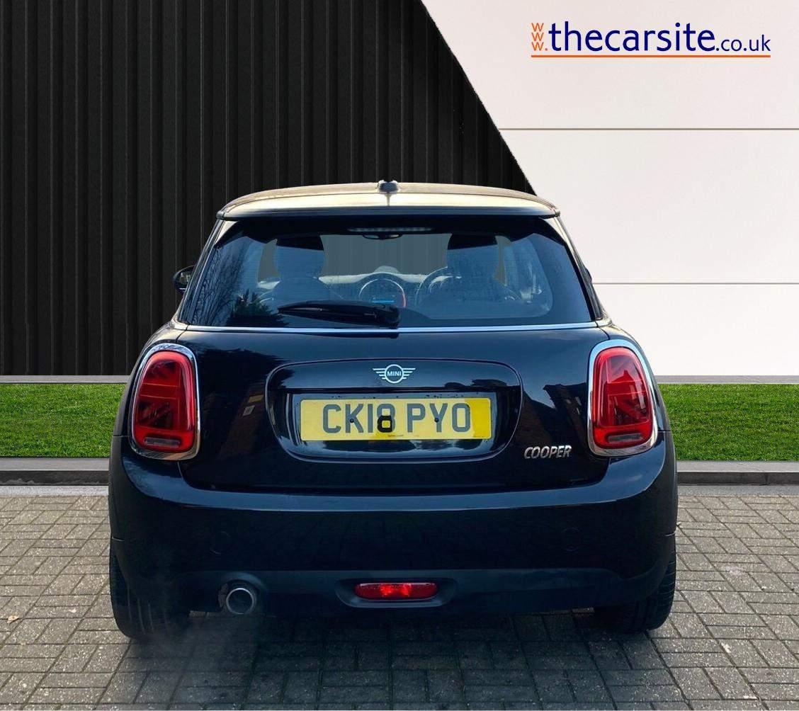 Used MINI Hatch 2018 for sale - 76238577: Photo 8