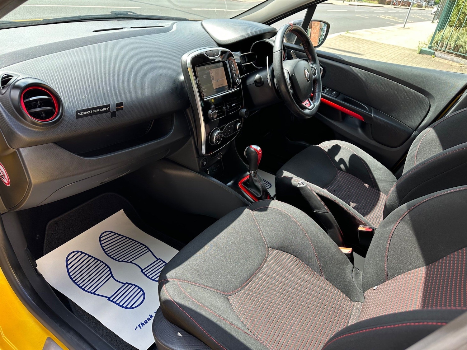 Used Renault Clio 2015 for sale - 76239126: Photo 20