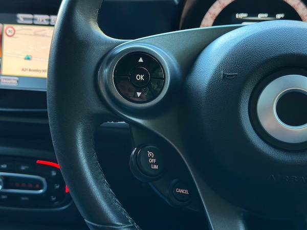 Used smart fortwo 2018 for sale - 76227531: Photo 21