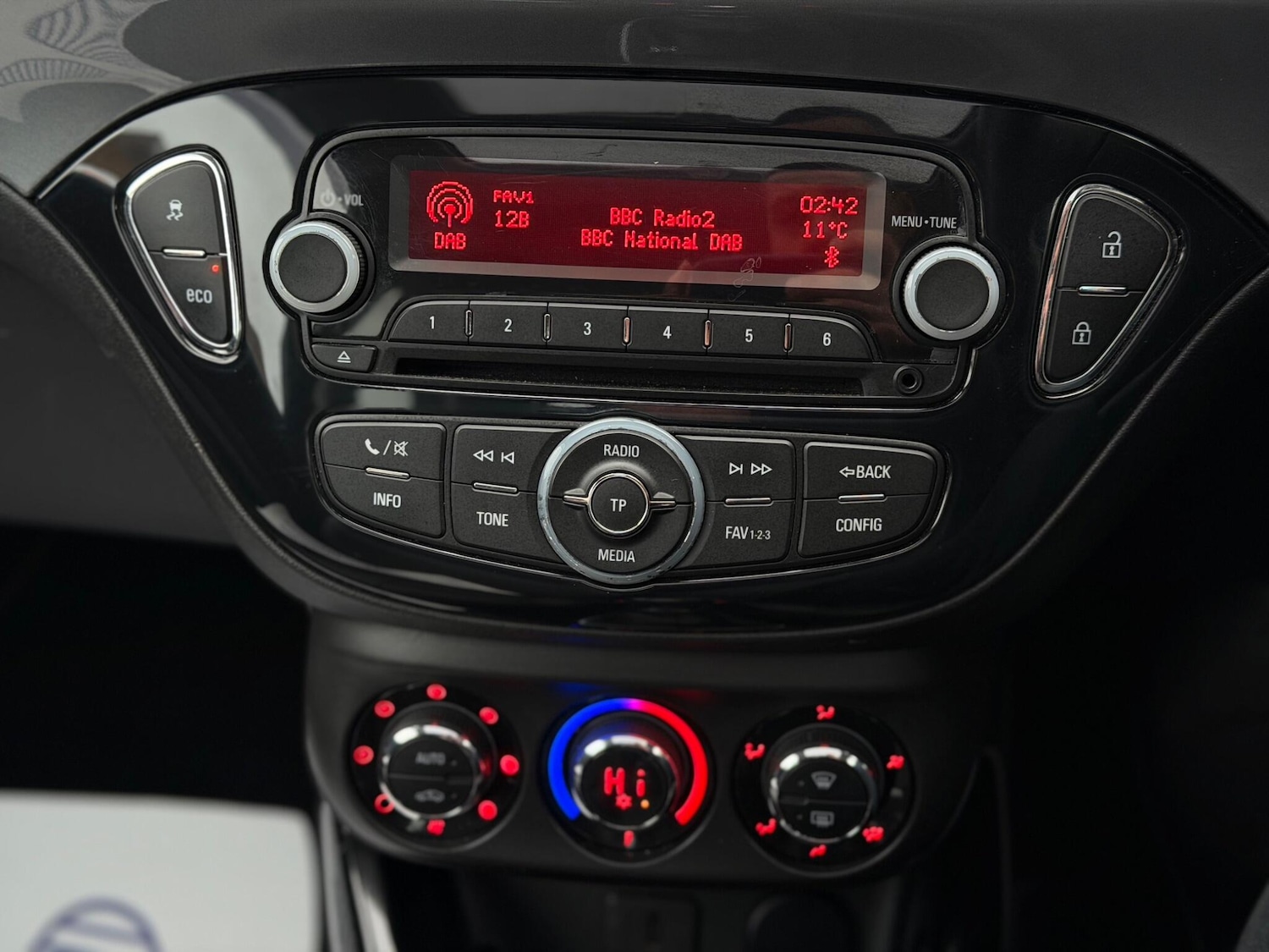 Used Vauxhall ADAM 2015 for sale - 77892310: Photo 22