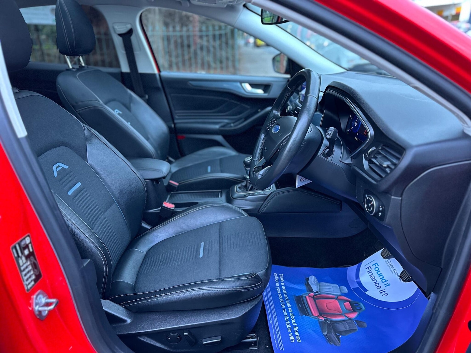 Used Ford Focus 2021 for sale - 76993627: Photo 12