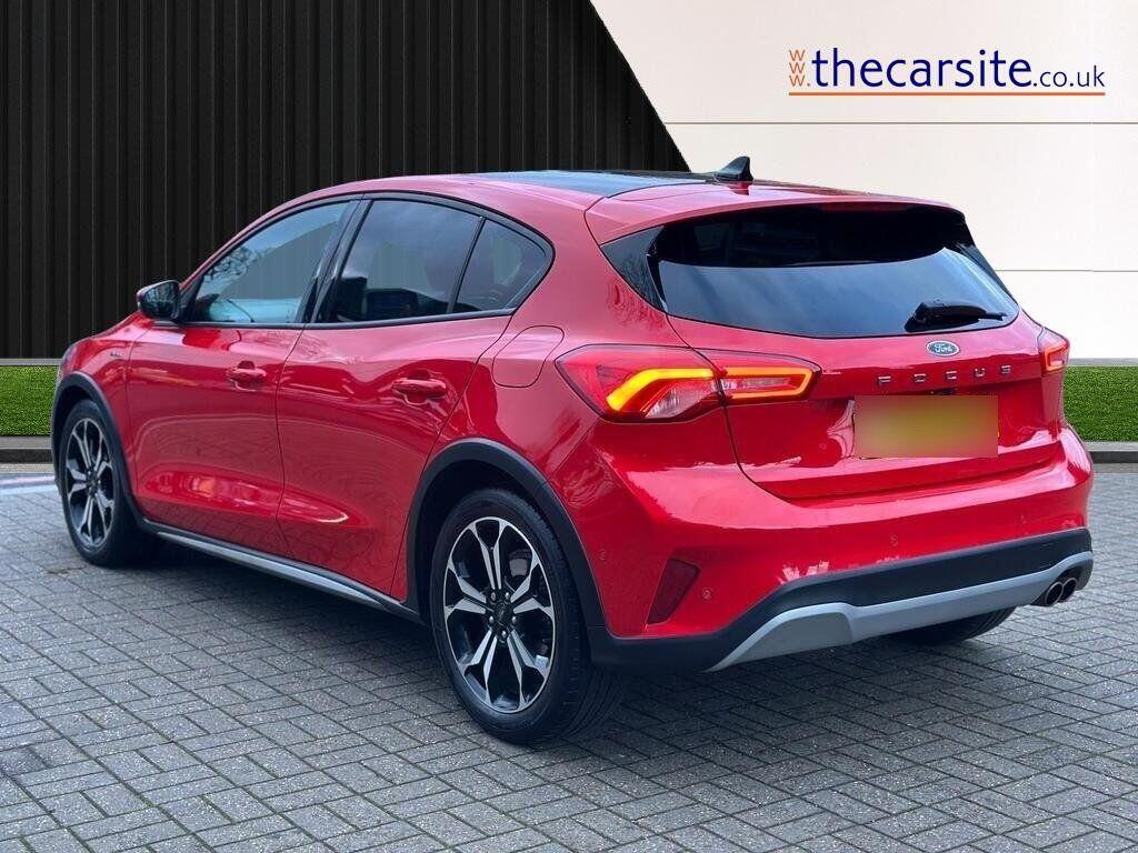 Used Ford Focus 2021 for sale - 76993627: Photo 2