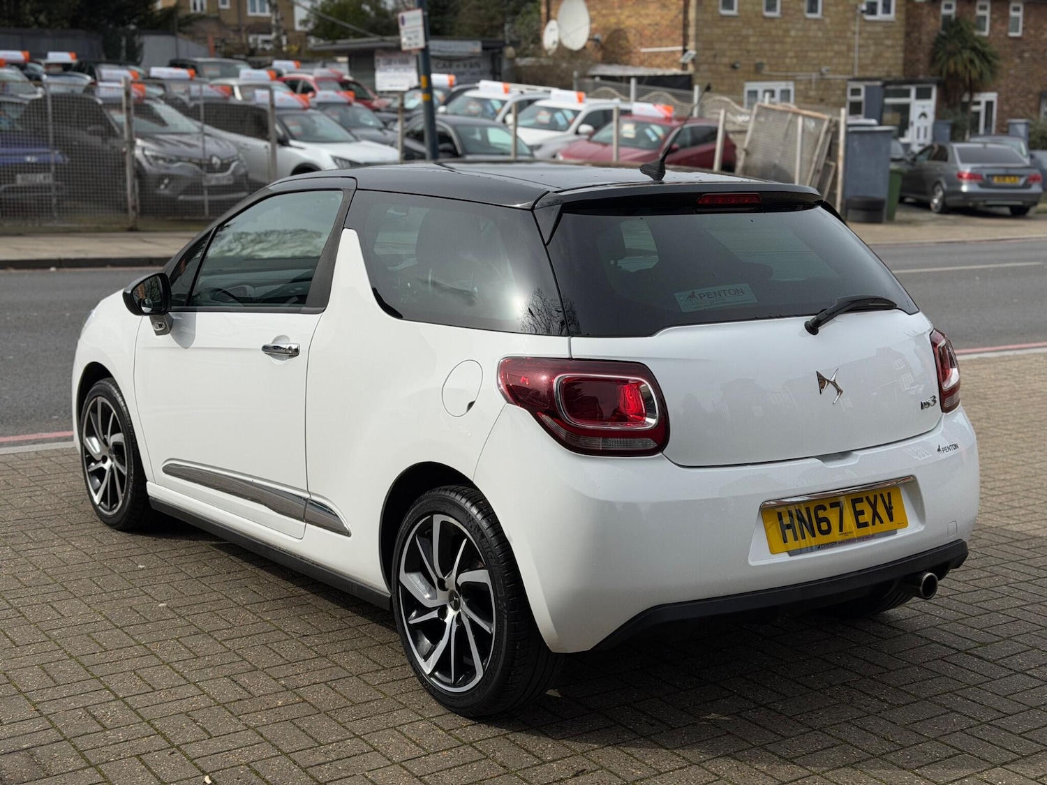 Used DS Automobiles DS 3 2017 for sale - 77892820: Photo 2