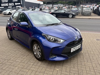 Used Toyota Yaris 2023 for sale - 79256198: Photo