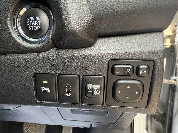 Used Toyota Auris 2013 for sale - 76239318: Photo 19