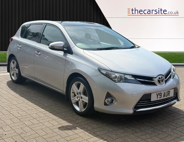 Used Toyota Auris 2013 for sale - 76239318: Photo 1