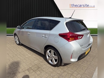 Used Toyota Auris 2013 for sale - 76239318: Photo 4