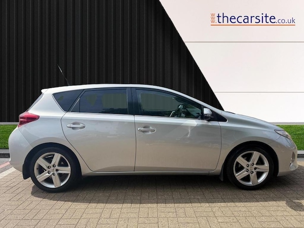 Used Toyota Auris 2013 for sale - 76239318: Photo 7