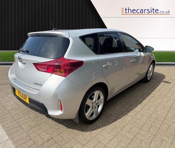 Used Toyota Auris 2013 for sale - 76239318: Photo 8