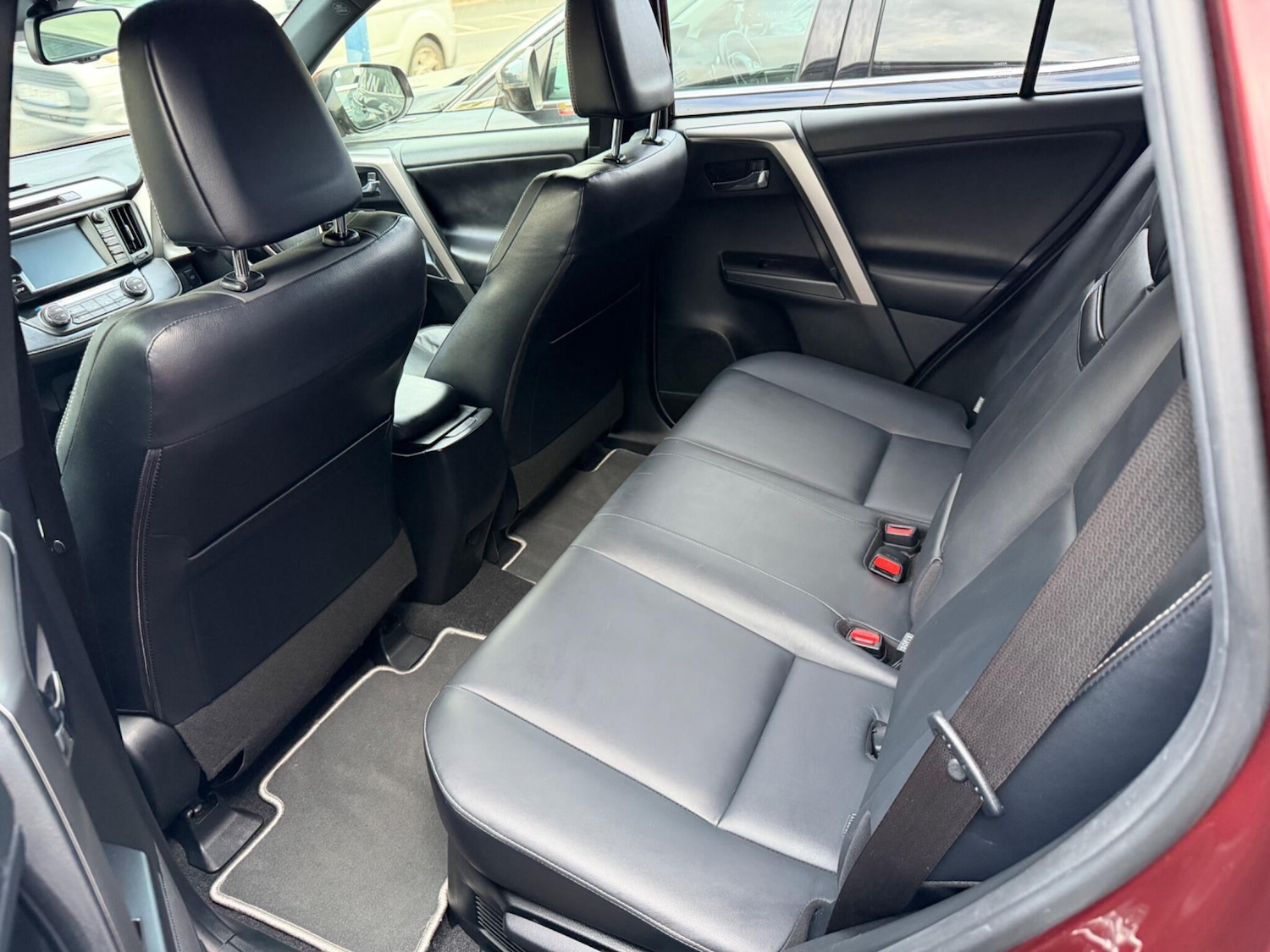 Used Toyota RAV4 2017 for sale - 77823707: Photo 14