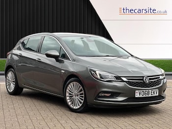 2018 (68) - 1.6T 16V 200 Elite Nav 5dr