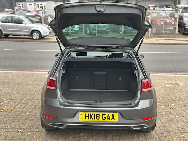 Used Volkswagen Golf 2018 for sale - 76283742: Photo 31