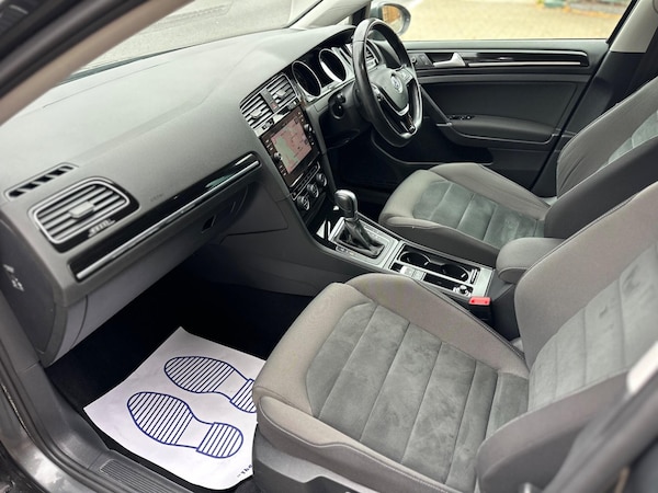 Used Volkswagen Golf 2018 for sale - 76283742: Photo 34