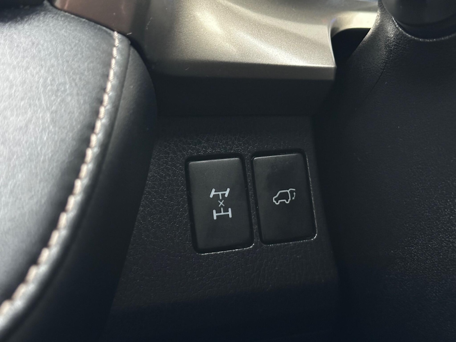 Used Toyota RAV4 2014 for sale - 76689345: Photo 24