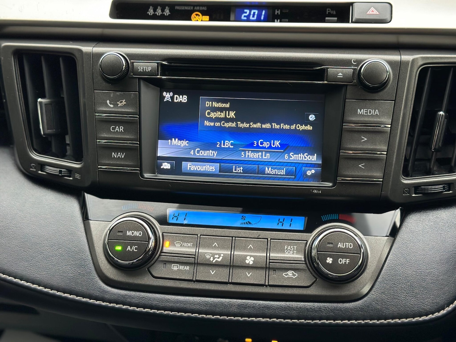 Used Toyota RAV4 2014 for sale - 76689345: Photo 29