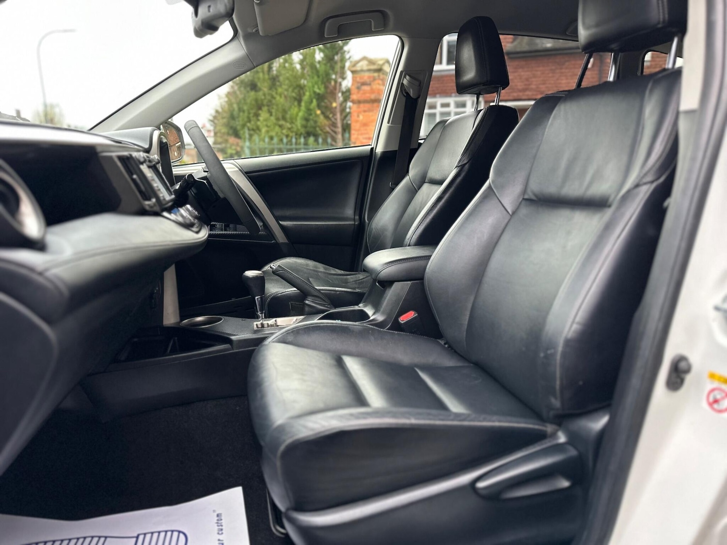 Used Toyota RAV4 2014 for sale - 76689345: Photo 34