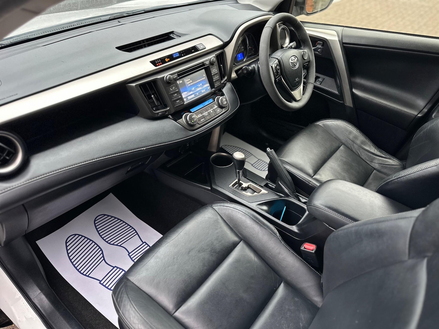 Used Toyota RAV4 2014 for sale - 76689345: Photo 35