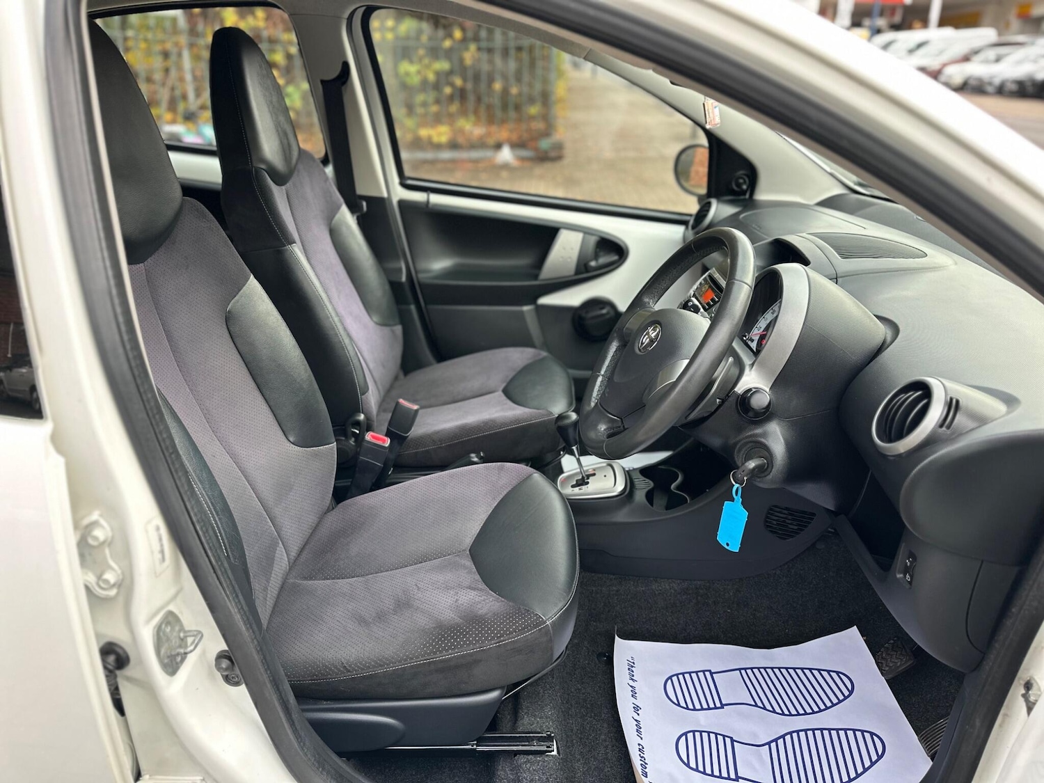 Used Toyota AYGO 2013 for sale - 76359896: Photo 12