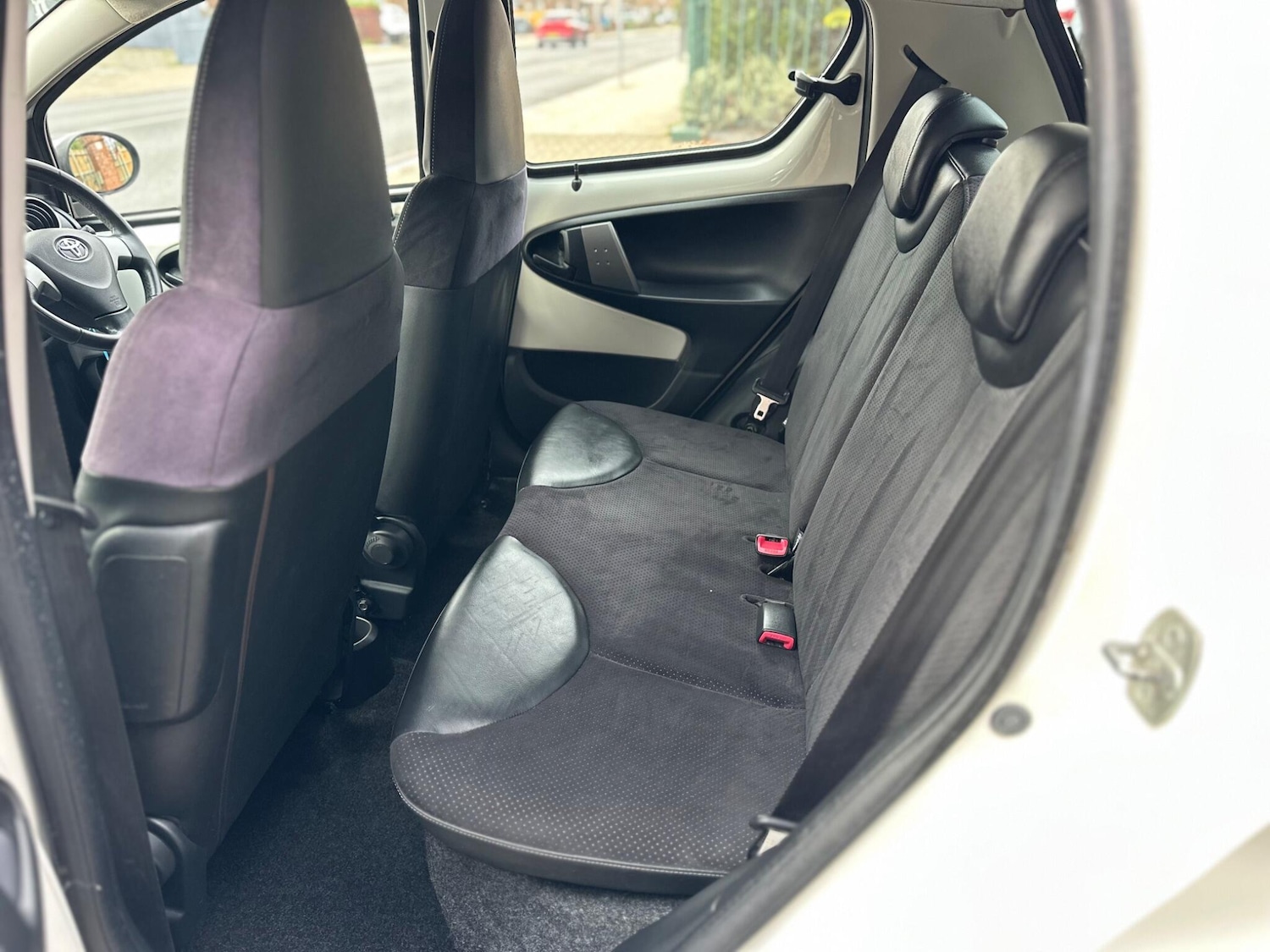 Used Toyota AYGO 2013 for sale - 76359896: Photo 14