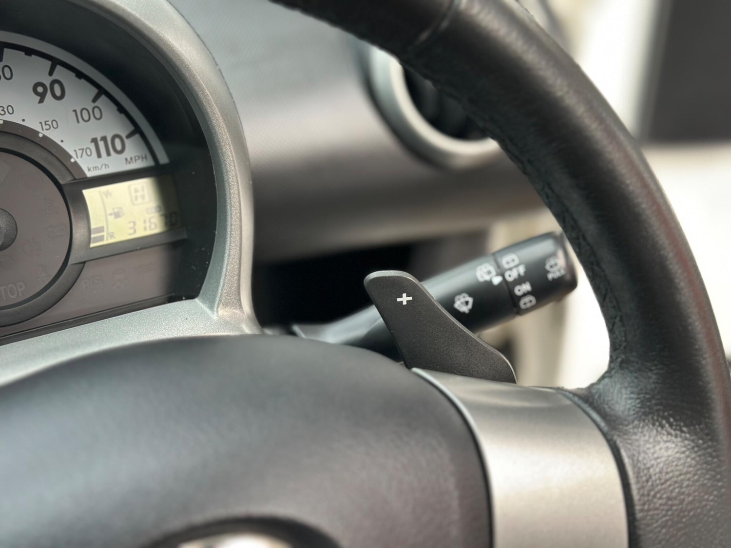 Used Toyota AYGO 2013 for sale - 76359896: Photo 24